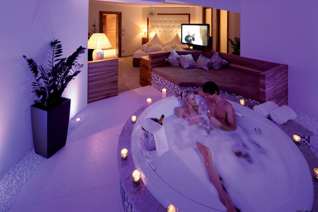 Hotel Mooshof Wellness & Spa Resort ボーデンマイス エクステリア 写真